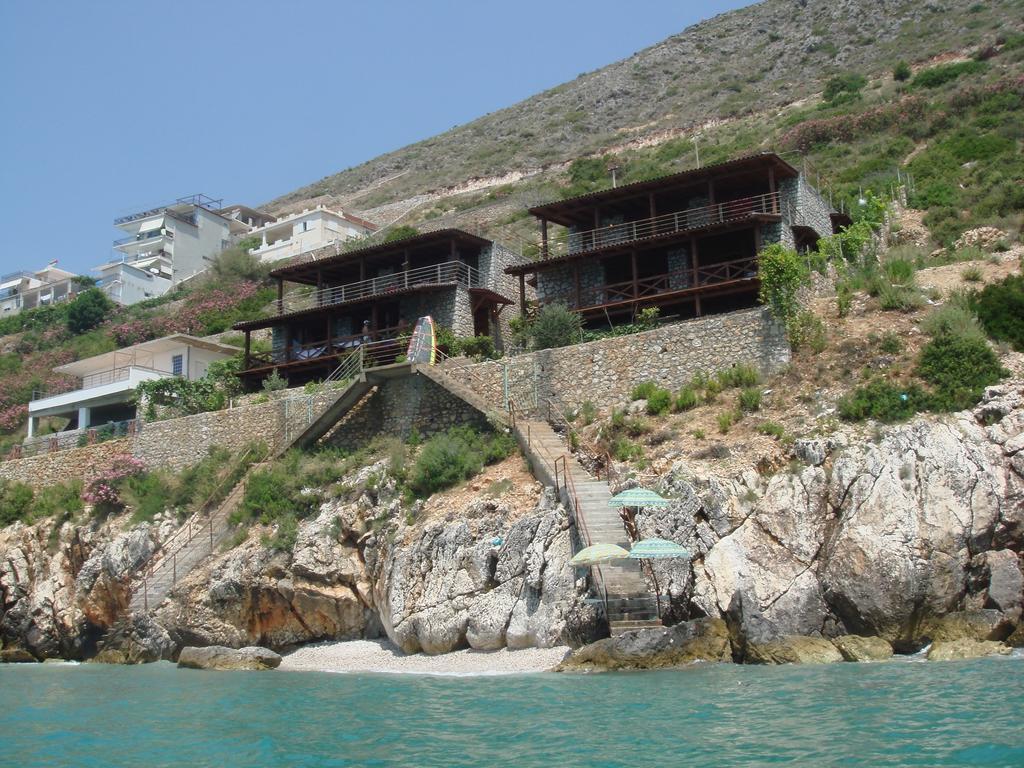 Seaside Duplex Stone Villa Кепаро Екстериор снимка